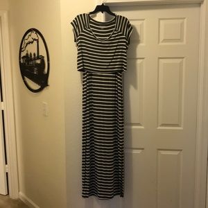 A Pea in the Pod Maternity Maxi Dress